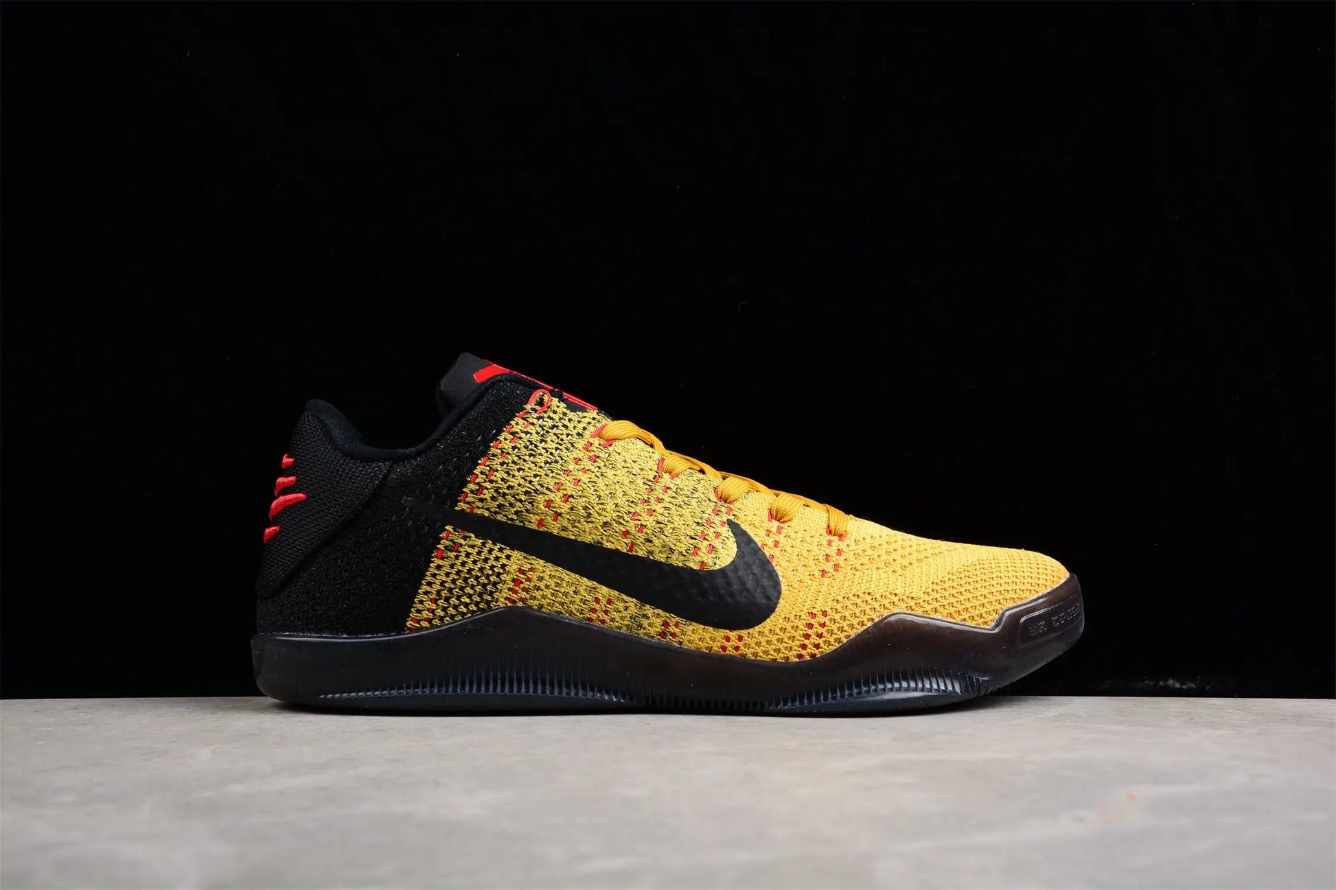Nike Kobe 11 Elite Low Bruce Lee basketball shoes mens performance sneakers