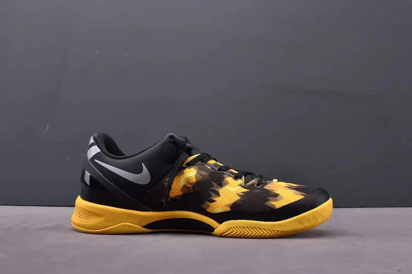 Nike Kobe 8 Sulfur basketball shoes bright yellow performance low-top design
