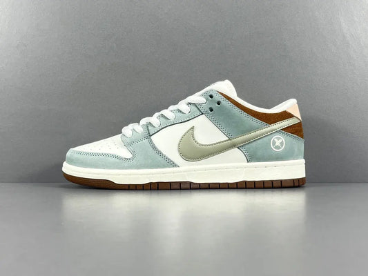 Nike SB Dunk Yuto Horigome low top skate sneaker side view signature design