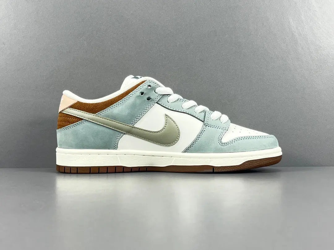 Nike SB Dunk Yuto Horigome low top skate sneaker side view signature design