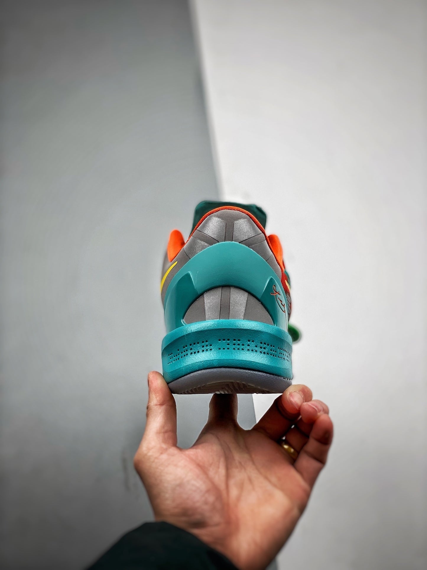 Nike Kobe 8 Venice Beach basketball shoes limited edition mens performance sneakers
