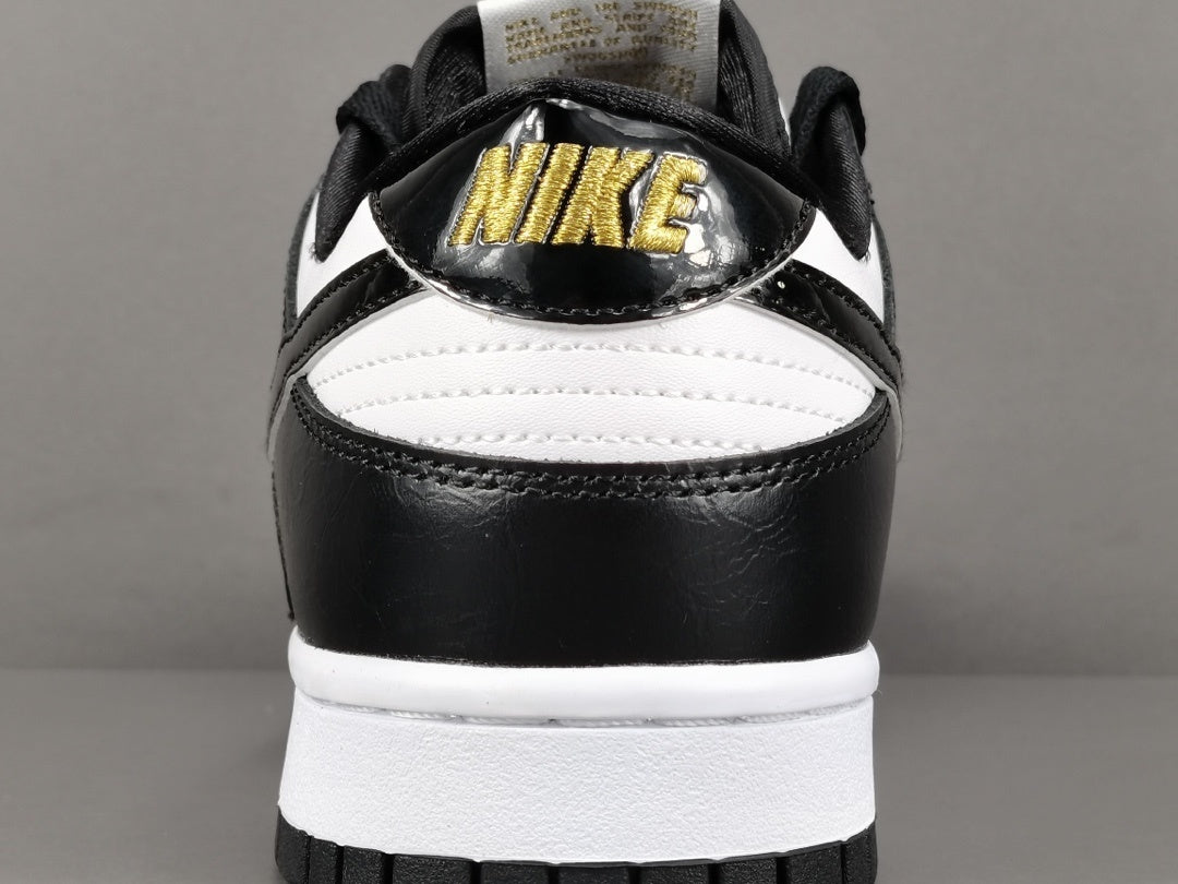 NIKE DUNK x WORLD CHAMPS BLACK WHITE Replico
