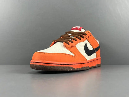 Nike SB Dunk UN-Hemp low top skate sneaker natural hemp side view