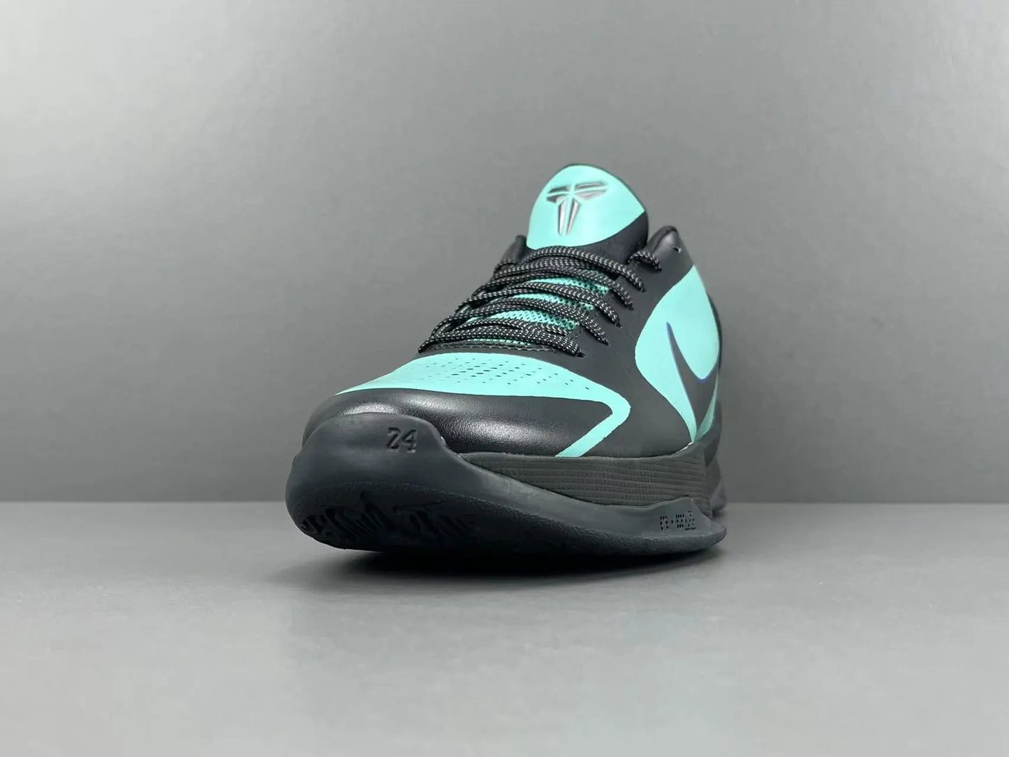 Nike Kobe 5 Protro EYBL Academy PE basketball sneakers featuring lightweight upper, forefoot Zoom Air, and elite traction