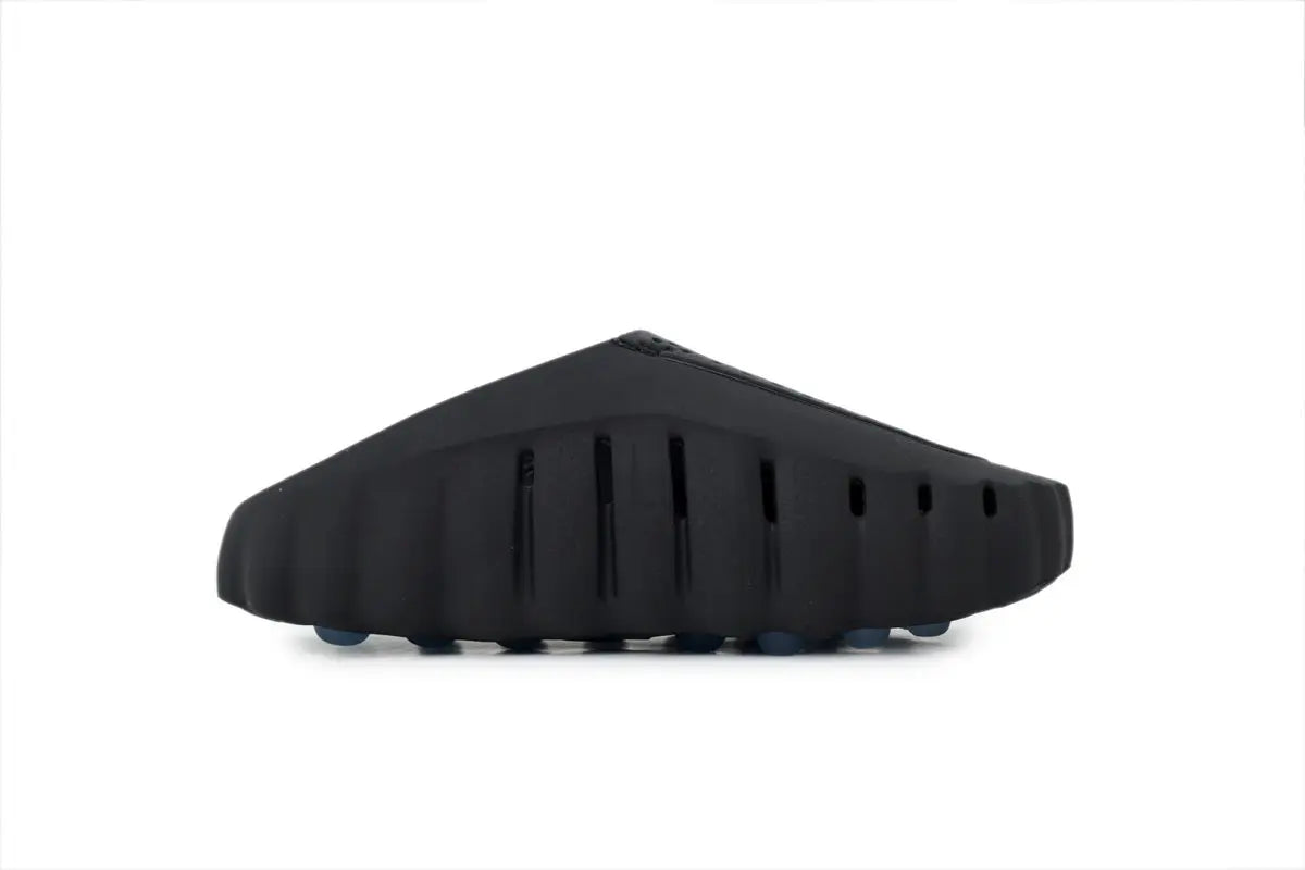 Nike Mind 001 NOCTA Slide Black Concept side profile Drake Nike collab all-black recovery sandal