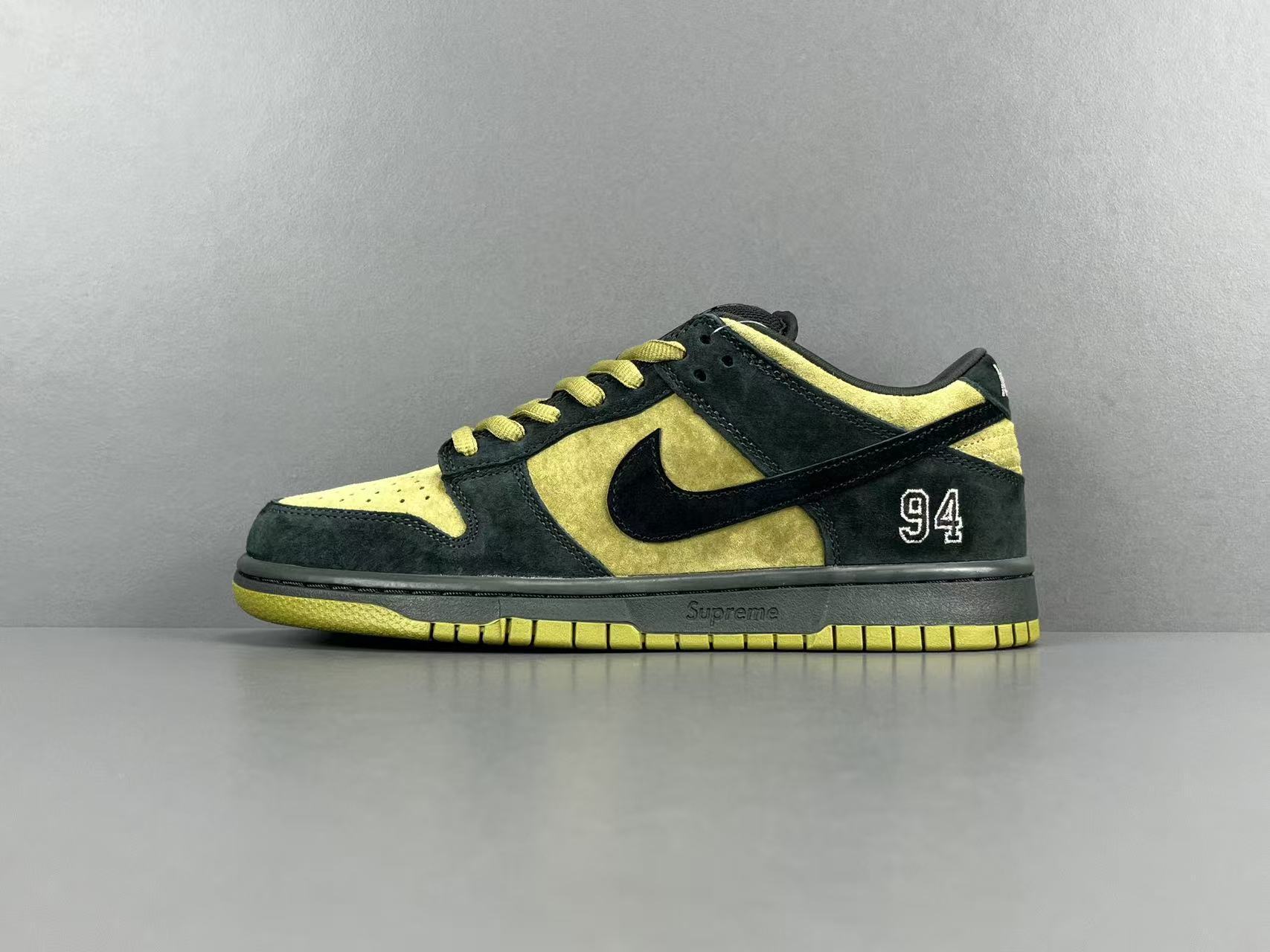 Nike SB Dunk Low x Supreme 94 Camper Green sneaker premium leather
