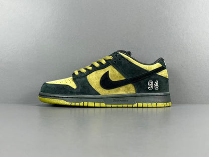 Nike SB Dunk Low x Supreme 94 Camper Green sneaker premium leather
