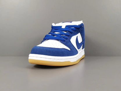 Nike SB Dunk Los Angeles Dodgers low top sneaker side view blue white