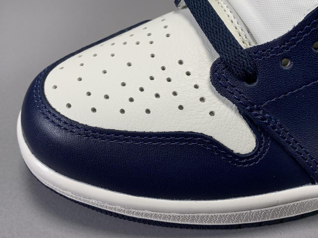 Jordan 1 High Obsidian UNC sneakers featuring navy, university blue, and premium leather