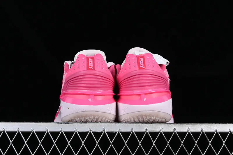 NIKE ZOOM GT CUT 2 x HYPER PINK limited edition basketball shoes with premium Zoom Air performance